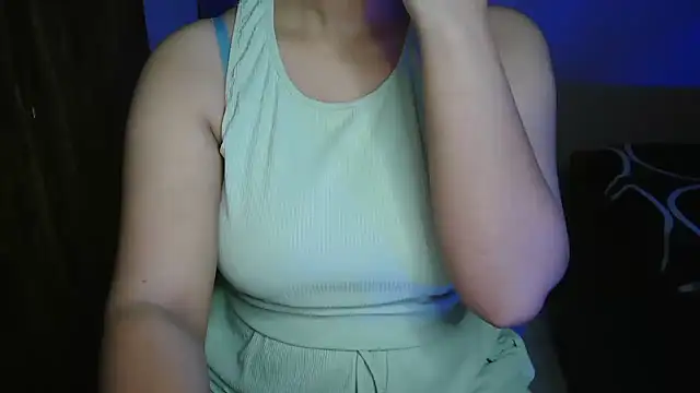 دردشة HotNiyathi الجنسية المباشرة