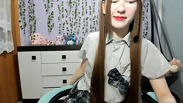 Yoonhee_ki: онлайн-секс-чат