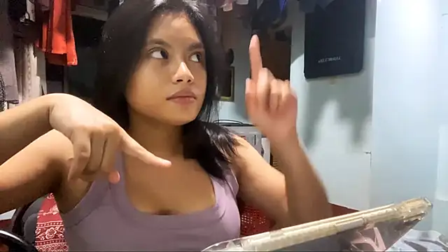 PennieDegraafのライブXXXチャット