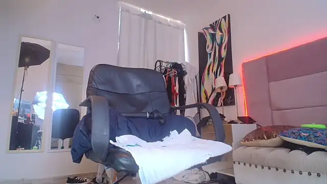 lizzy_squirt 라이브 XXX 채팅