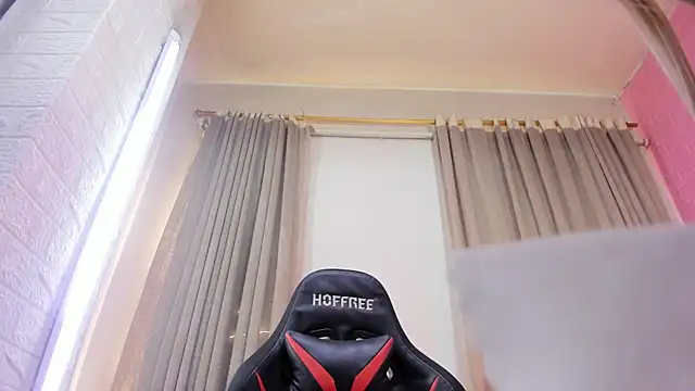 Engel_boss Adlı Modelin Web Kamerası Şovu