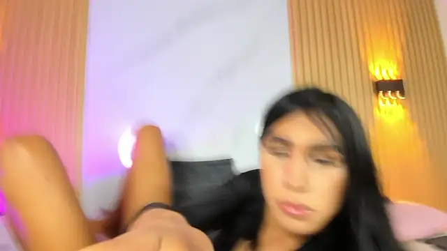 Show modela Miss_ElektraNova na web-kameri