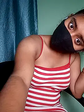 shrutee12 Chat XXX in diretta