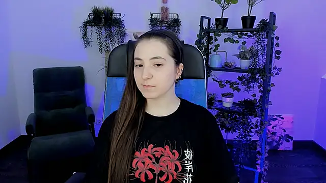 VirtuallVoyant Chat XXX live