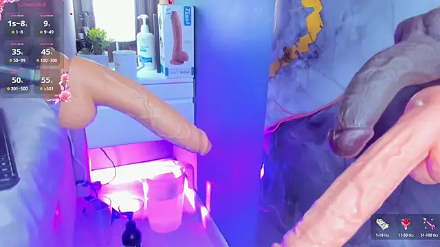 Živý XXX chat little_valentinaa