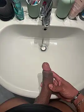 iamrafaelhot Show in webcam