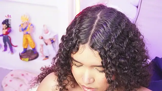 EloiseSweetxx Chat XXX live