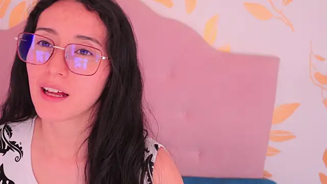 Ginevra_esposito Chat XXX in diretta