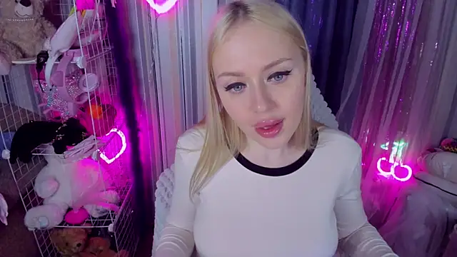 CeaneLino's Live XXX Chat