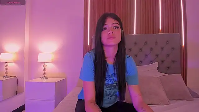 LiaSalvatore: απευθείας συνομιλία ΧΧΧ