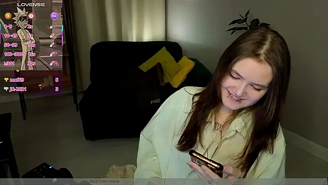 Dilara_xBaby Chat XXX in diretta