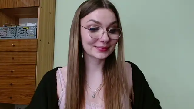 Chat +18 de LooveELLYx ao vivo