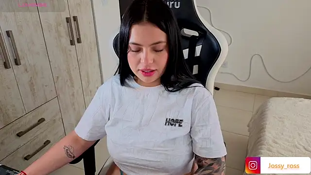 Victoryyy_'s Live XXX Chat