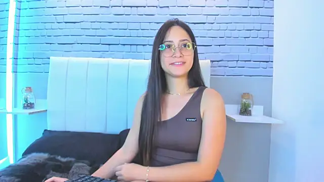 SophieeMoore – Live XXX-chat