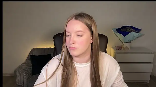 EvaMaddison élő XXX-chatje