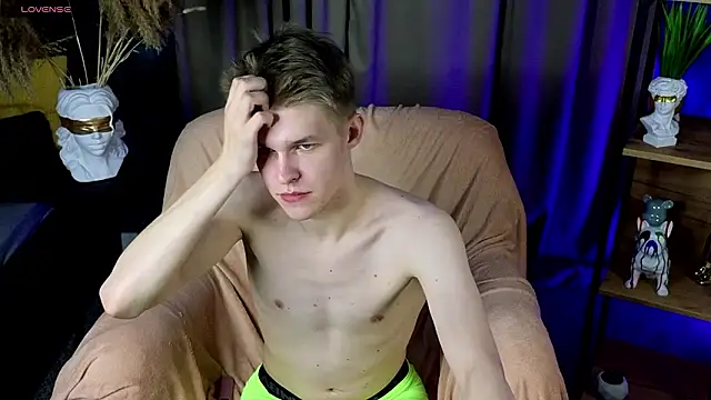 Ray_Soull Adlı Modelin Canlı XXX Sohbeti