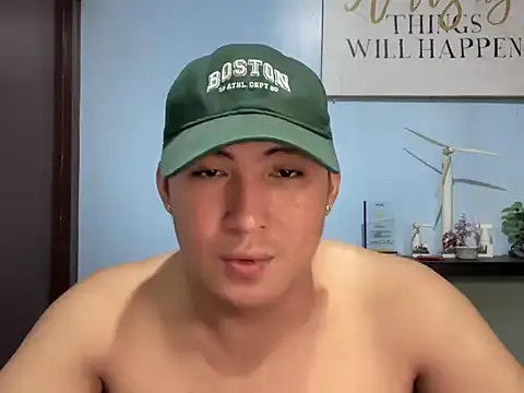 Kingdirtyfog: διαδικτυακό σόου στην κάμερα