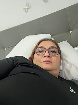 ANTONELLA_VIOLETA_のライブXXXチャット