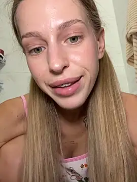 kira_mia: вебкам-шоу