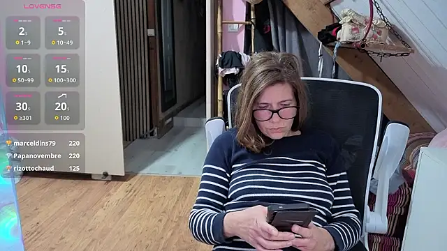 Lina_lou4: онлайн-секс-чат