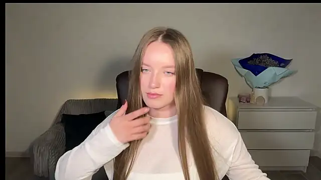 EvaMaddison Adlı Modelin Canlı XXX Sohbeti