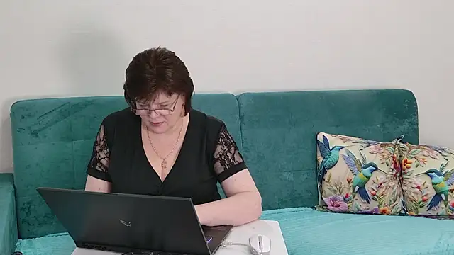 Czat XXX na żywo – Sandra_Sunrise