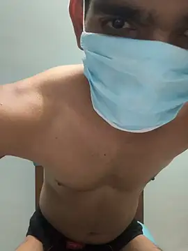 BadBoyTom78 웹캠 쇼