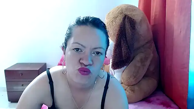 Cristal_w's Live XXX Chat