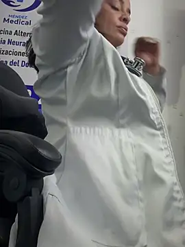 Dr_Nathalia_28 Adlı Modelin Canlı XXX Sohbeti