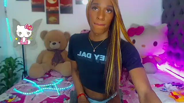 lucianadolll's Live XXX Chat