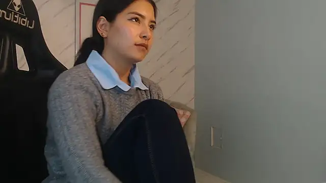 victoria_hernandez_t_ Adlı Modelin Canlı XXX Sohbeti