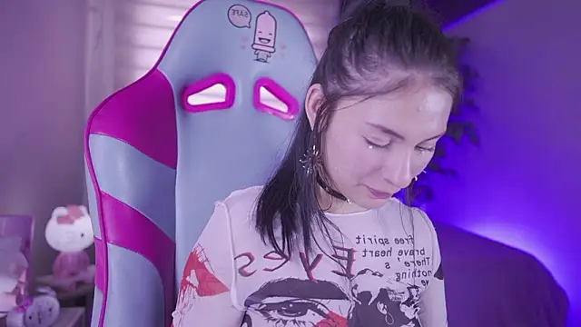 Rebecah_1's Live XXX Chat