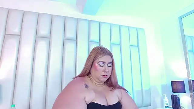 aandreaperez Adlı Modelin Canlı XXX Sohbeti