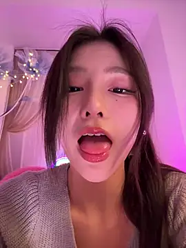 nidekikibabe-2026 Adlı Modelin Canlı XXX Sohbeti