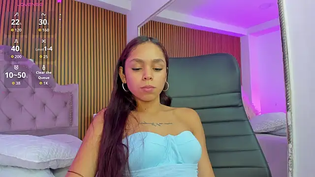 Chatroom XXX en direct de CarolineFyre