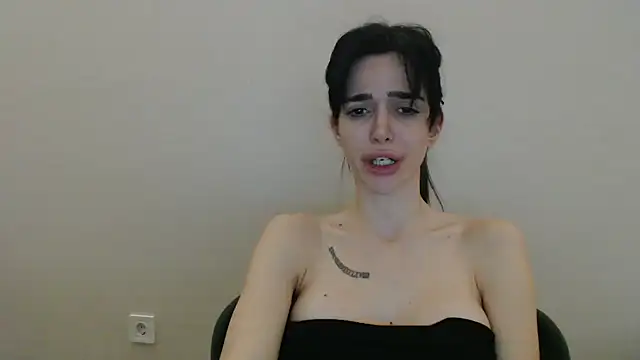 Chat +18 de gglingeriee ao vivo