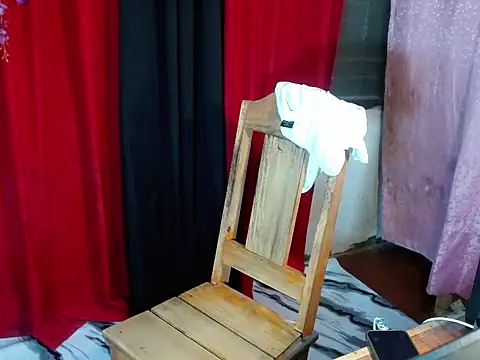 addicted_to_alex webkamerás műsora