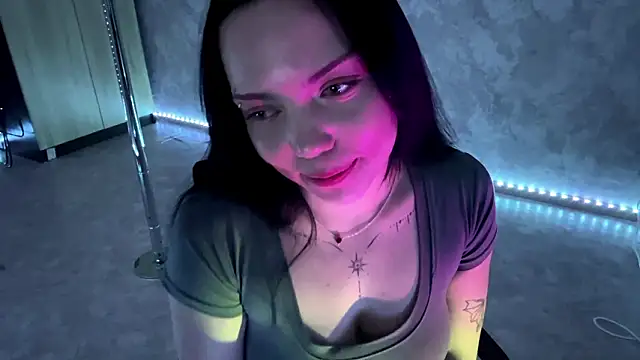 Živý XXX chat AlisNoire