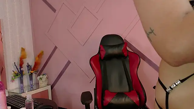 Živý XXX chat NikiEvanz