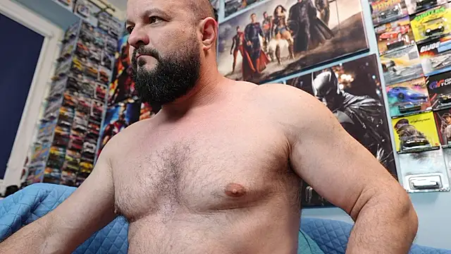 Muscle_Bear Webcam show