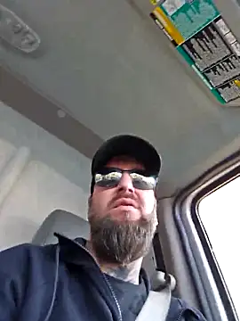 Beardedtattood Live XXX-Chat