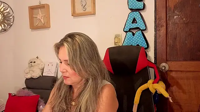 Chat XXX en directo de amandabakerx