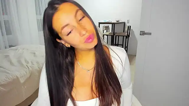 AvisFlowers live XXX chat