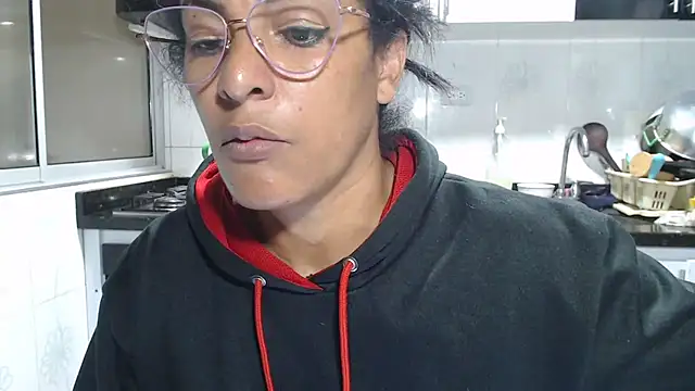 kateleyagrey's Live XXX Chat