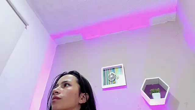 Laskhmi_ Adlı Modelin Canlı XXX Sohbeti