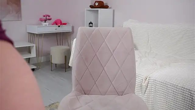 SunnivaCovil Live XXX-Chat