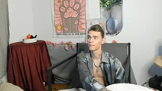 Онлайн чат XXX Shadow_blink