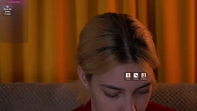 AngelicRice élő XXX-chatje