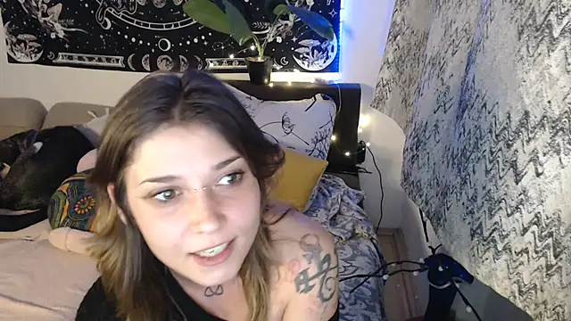 AlienforTwenty 现场XXX聊天