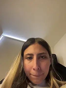 Chat +18 de Ameellie ao vivo